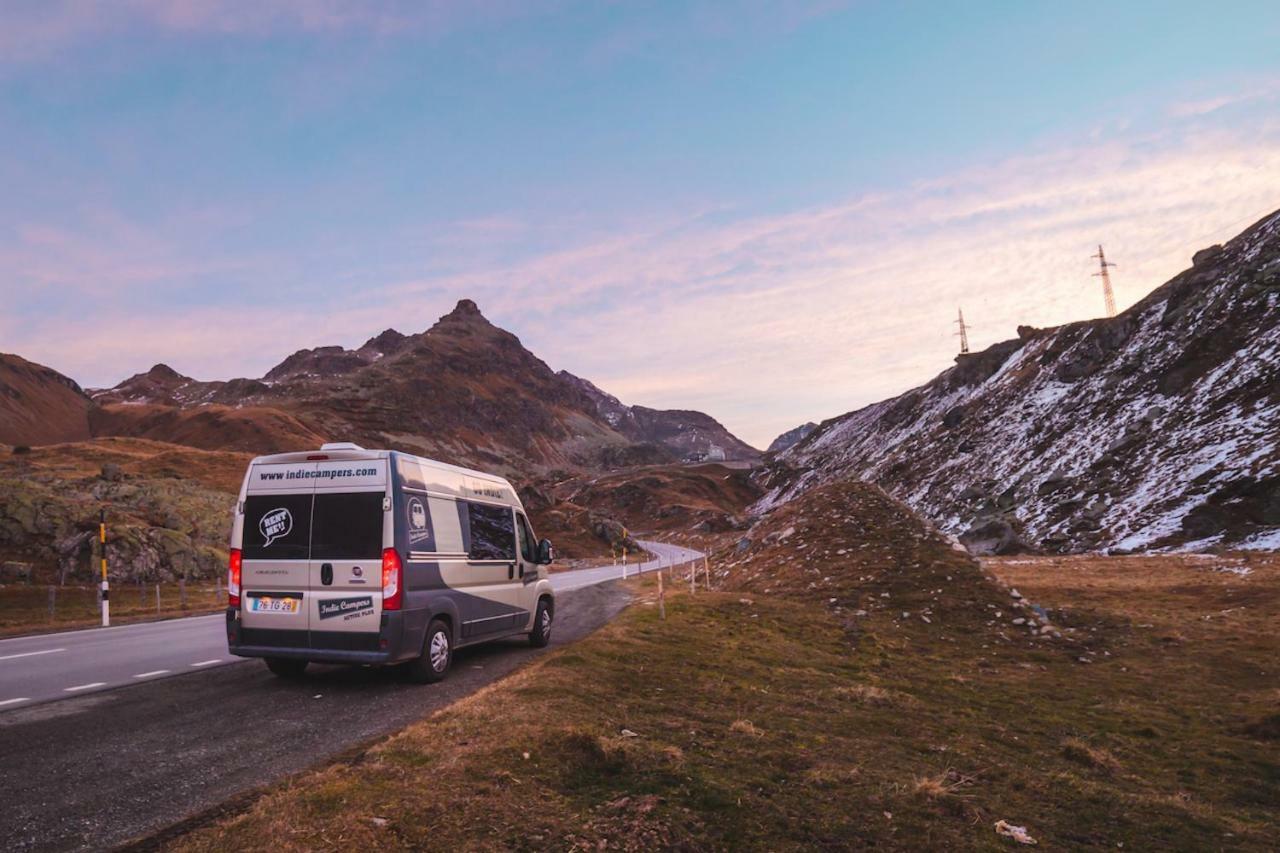 Indie Campers Campervan In Campingplads Lisboa