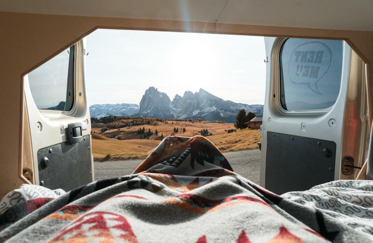 Indie Campers Campervan In Campingplatz